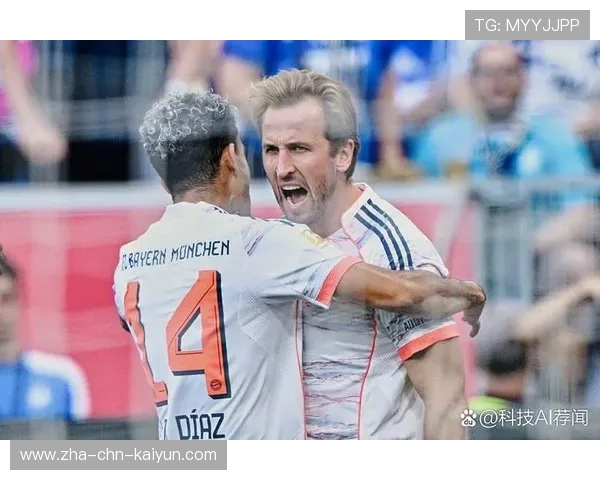 足球联赛：传奇射手再度上演帽子戏法，射手足球鞋